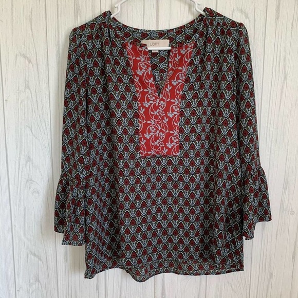 LOFT Tops - Loft Red and Blue Patterned Quarter Sleeve Blouse